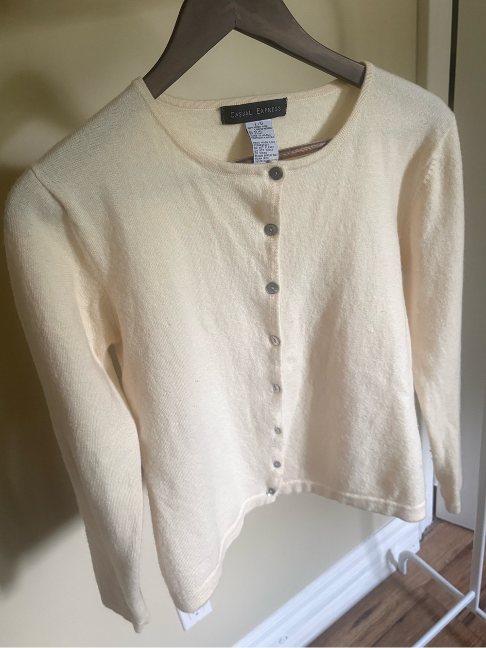 100% Merino Wool Cream Cardigan